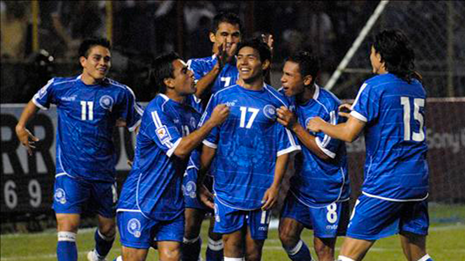 Un exdirectivo de los albos habló de la cómica historia del fichaje de los tres jugadores al fútbol de México